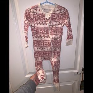 Burt’s Bees Baby faire isle footed onesie
